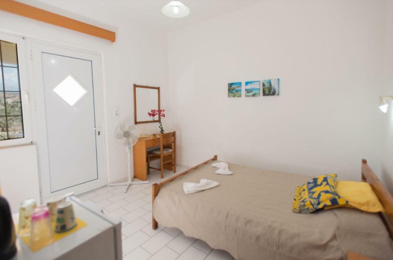 Kazakis Nikos Rooms 皮特斯迪亚 外观 照片